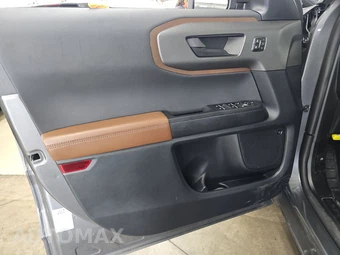 2025 Ford Bronco Sport Outer Banks - miniatura 9