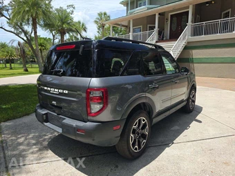 2025 Ford Bronco Sport Outer Banks - miniatura 3