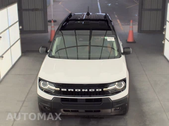 2025 Ford Bronco Sport Outer Banks - miniatura 2