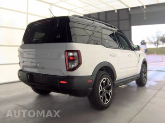 2025 Ford Bronco Sport Outer Banks - miniatura 4