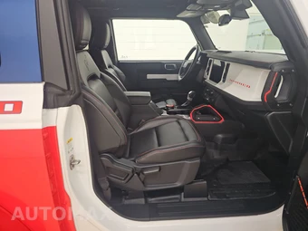 2025 Ford Bronco Stroppe Edition - miniatura 8