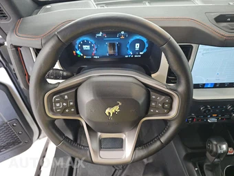 2025 Ford Bronco Stroppe Edition - miniatura 10