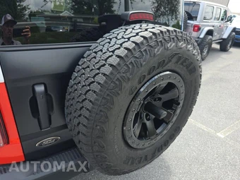 2025 Ford Bronco Stroppe Edition - miniatura 7