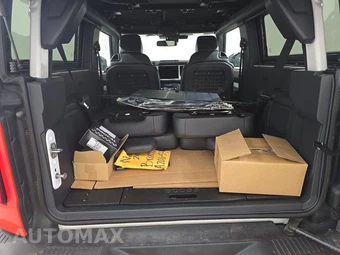 2025 Ford Bronco Stroppe Edition - miniatura 16