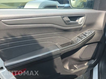 2025 Ford Escape Active - miniatura 9
