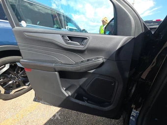 2025 Ford Escape Active - miniatura 9
