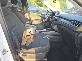2025 Ford Escape Active - miniatura 8