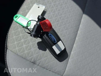 2025 Ford Escape Active - miniatura 8