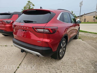 2025 Ford Escape Hybrid Platinum - miniatura 3