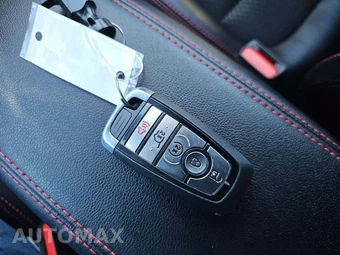 2025 Ford Escape Hybrid ST-Line - miniatura 8