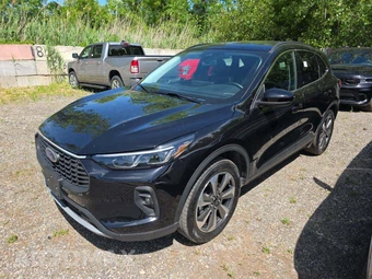 2025 Ford Escape Platinum