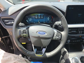 2025 Ford Escape Platinum – miniatura 16