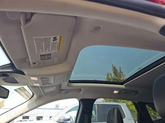 2025 Ford Escape Platinum - miniatura 20