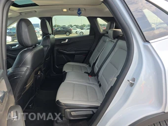 2025 Ford Escape Platinum - miniatura 19