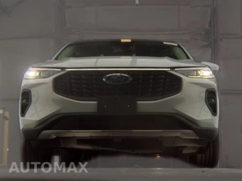 2025 Ford Escape Platinum - miniatura 3