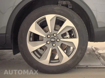 2025 Ford Escape Platinum - miniatura 12