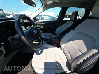 2025 Ford Escape Platinum - miniatura 13