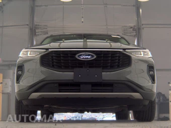 2025 Ford Escape Platinum - miniatura 3