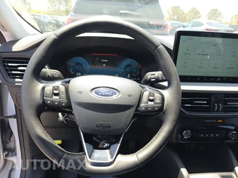2025 Ford Escape Platinum - miniatura 10