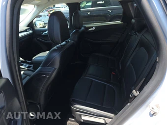 2025 Ford Escape Platinum - miniatura 13