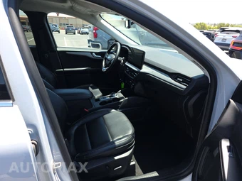 2025 Ford Escape Platinum - miniatura 8