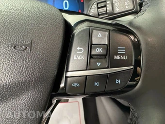 2025 Ford Escape Platinum - miniatura 17
