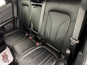 2025 Ford Escape Platinum - miniatura 38