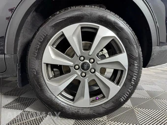 2025 Ford Escape Platinum - miniatura 47