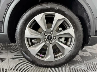 2025 Ford Escape Platinum - miniatura 49