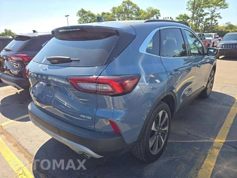 2025 Ford Escape Platinum - miniatura 3