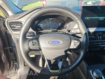 2025 Ford Escape Platinum - miniatura 10