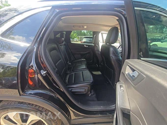 2025 Ford Escape Platinum - miniatura 13