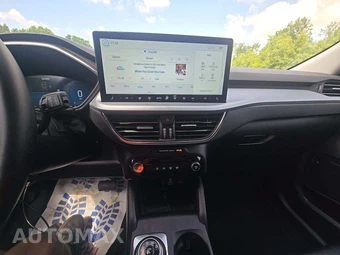 2025 Ford Escape Platinum - miniatura 7