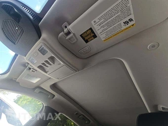 2025 Ford Escape Platinum - miniatura 11