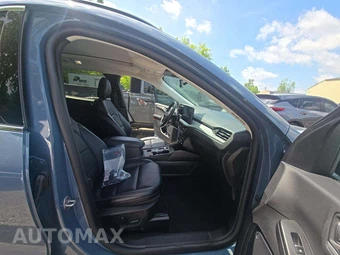 2025 Ford Escape Platinum - miniatura 18
