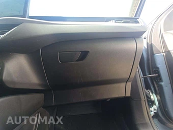 2025 Ford Escape Platinum - miniatura 19