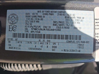 2025 Ford Escape Platinum - miniatura 2
