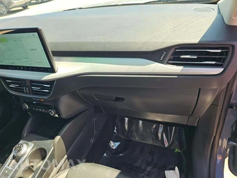2025 Ford Escape Platinum - miniatura 19