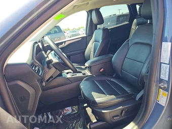 2025 Ford Escape Platinum - miniatura 6
