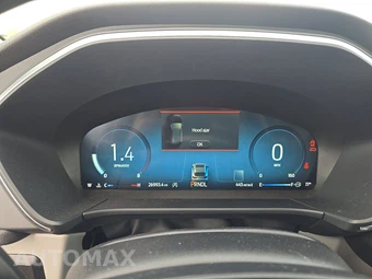2025 Ford Escape Platinum - miniatura 17