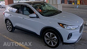 2025 Ford Escape Platinum - miniatura 3