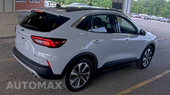 2025 Ford Escape Platinum - miniatura 4