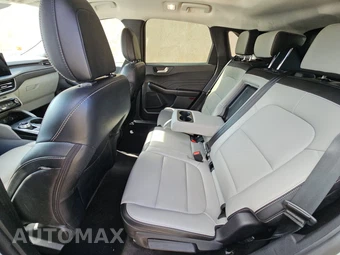 2025 Ford Escape Platinum - miniatura 13