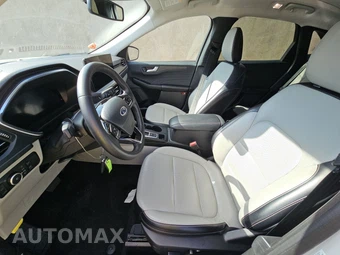 2025 Ford Escape Platinum - miniatura 7