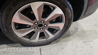 2025 Ford Escape Platinum - miniatura 29