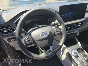 2025 Ford Escape Platinum - miniatura 10