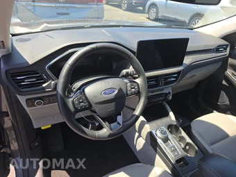 2025 Ford Escape Platinum - miniatura 11