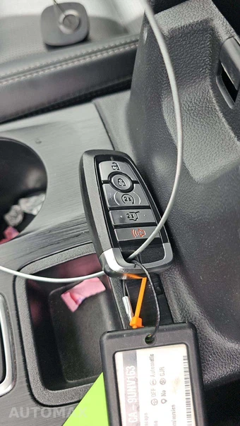 2025 Ford Escape Platinum – miniatura 18