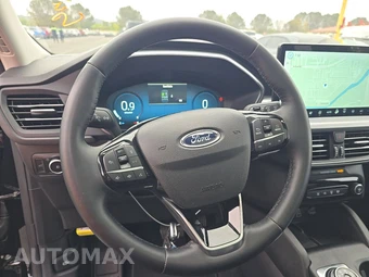 2025 Ford Escape Platinum - miniatura 10