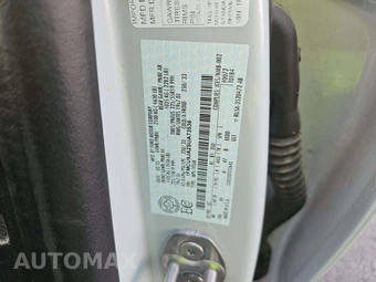 2025 Ford Escape Platinum - miniatura 2